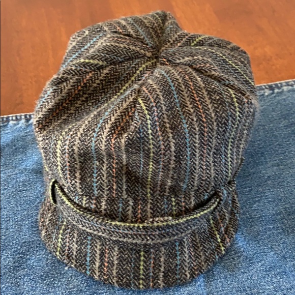 Hat - Picture 3 of 3
